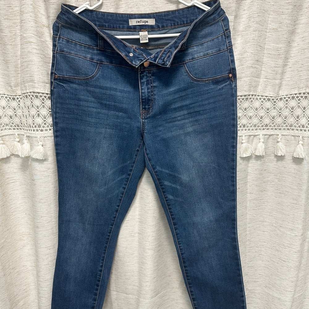 Que Women's Denim Skinny Jeans